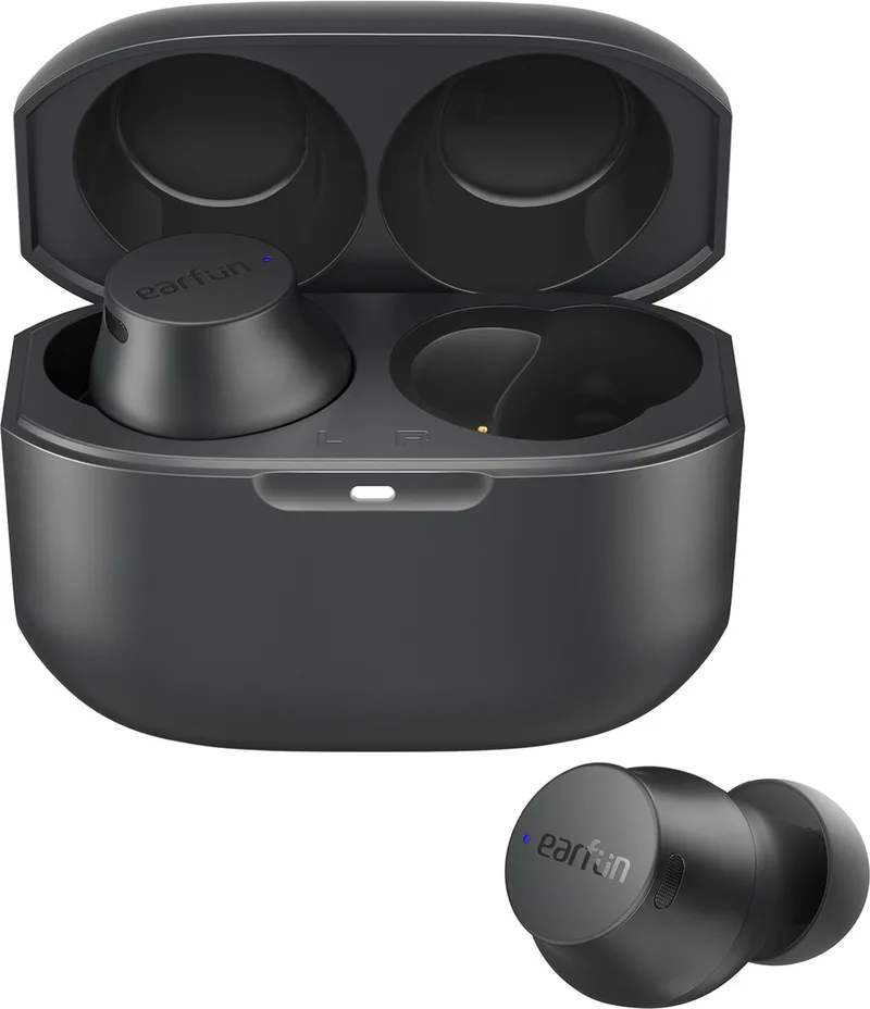 Free Mini - Bluetooth Oordopjes - IPX7 Waterbestendig - 24 uur batterijduur van EarFun in Zwart – productfoto