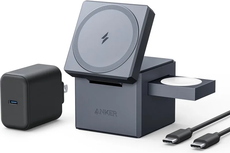 Anker 3-in-1 Cube Oplader - 15W Draadloos Opladen - Compact en Opvouwbaar Ontwerp - Inclusief 30W USB-C Adapter by Anker in Black – product photo