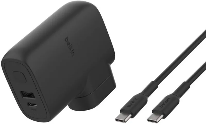 BoostCharge Hybride 25 watt USB-C oplader + powerbank + reisadapterset von Belkin in Schwarz – Produktfoto