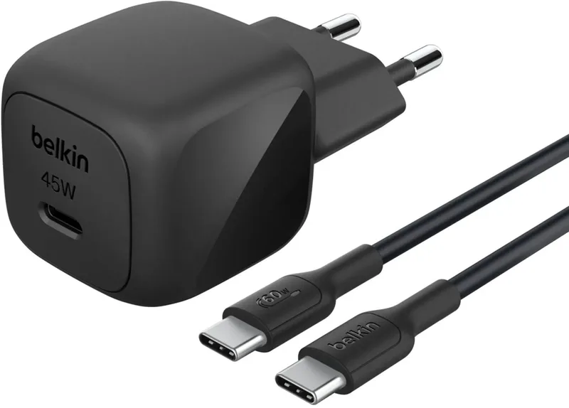 USB-C Wandlader 45 W met 1 m USB-C-naar-USB-C Kabel –Universeel från Belkin i Svart – produktbild