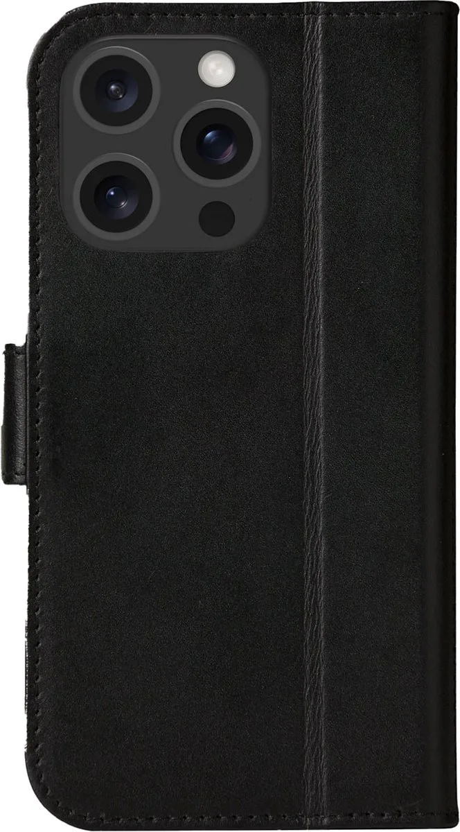 Copenhagen geschikt voor iPhone 16 Pro Hoesje van dbramante1928 in Zwart – productfoto