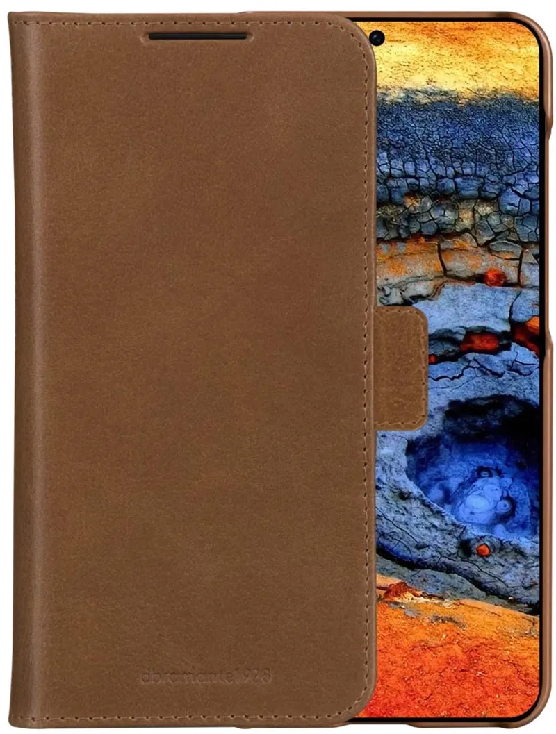 Lynge Bookcase geschikt voor Samsung Galaxy S25 från dbramante1928 i Brun – produktbild