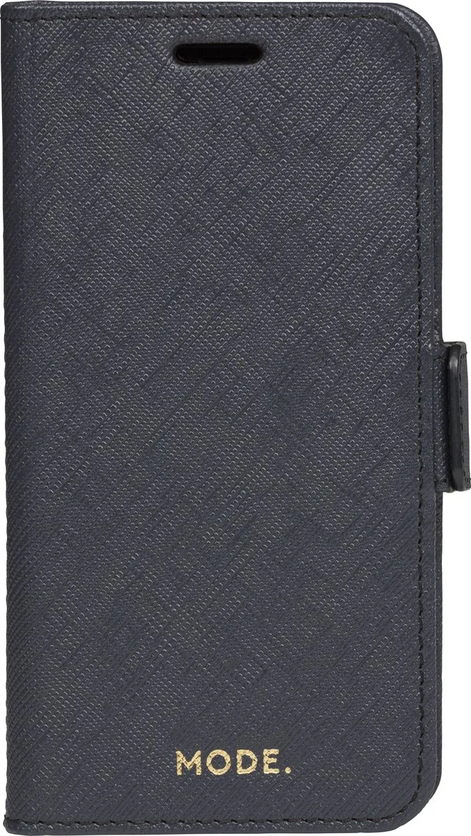 Milano Wallet iPhone 11 6,1-inch by dbramante1928 in Black – product photo