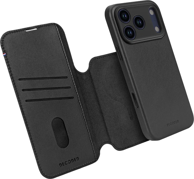 DECODED 2-in-1 Leren Detachable Wallet Hoesje Geschikt voor iPhone 17 Pro - Magnetisch Afneembaar - met Pasjeshouder - Premium ECCO Leer - Geschikt voor MagSafe by Decoded in Black – product photo
