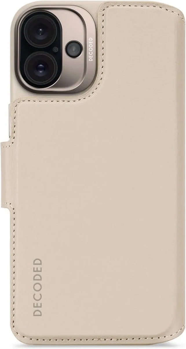 Leren Detachable Wallet Case Geschikt voor iPhone 16 Plus - 2-in-1 Magnetisch Afneembaar Hoesje met Pasjeshouder - Premium ECCO Leer - Geschikt voor MagSafe by Decoded in Beige – product photo