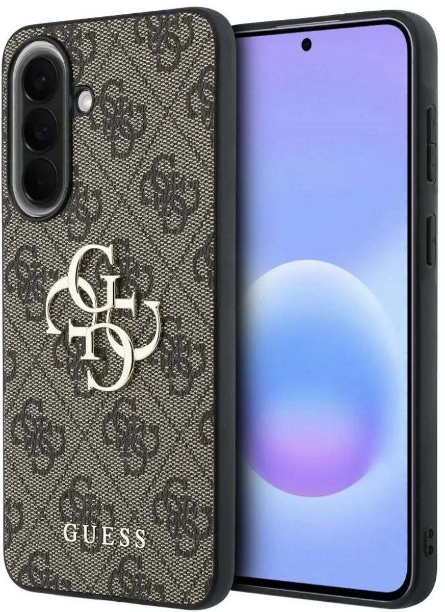 Hoesje geschikt voor Samsung Galaxy A57 - PU Leren Backcover - 4G Print & Metalen Logo van Guess in Bruin – productfoto