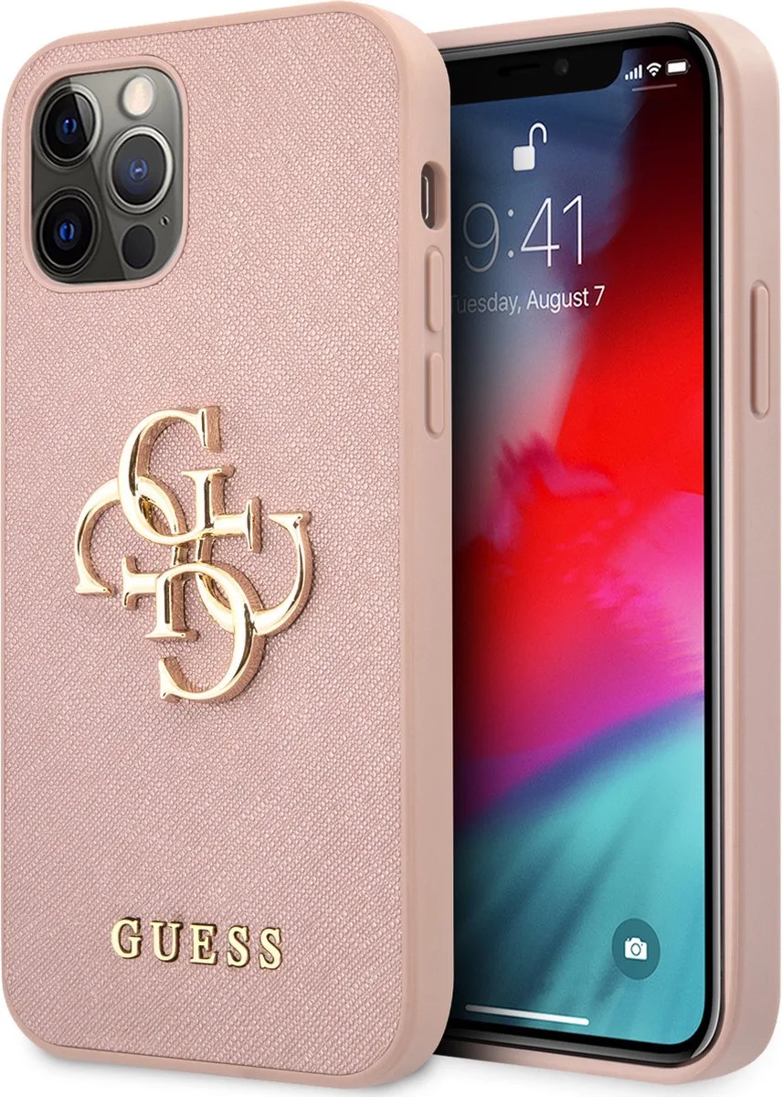 hoesje van Guess - Backcover - iPhone 12 - 12 Pro - Saffiano - 4G - Hardcase TPU - Metal Logo van Guess in Roze – productfoto