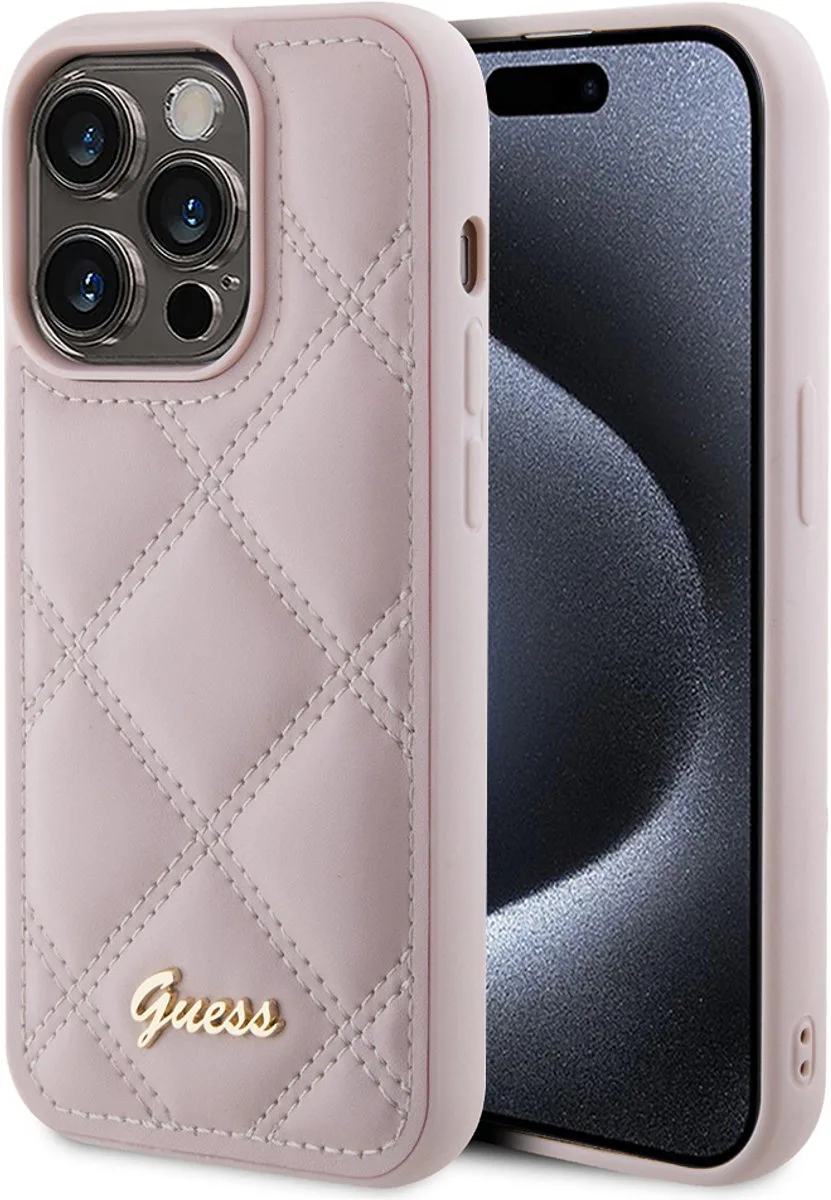 Quilted Metal Logo Back Case - Geschikt voor Apple iPhone 15 Pro (6.1") by Guess in Pink – product photo