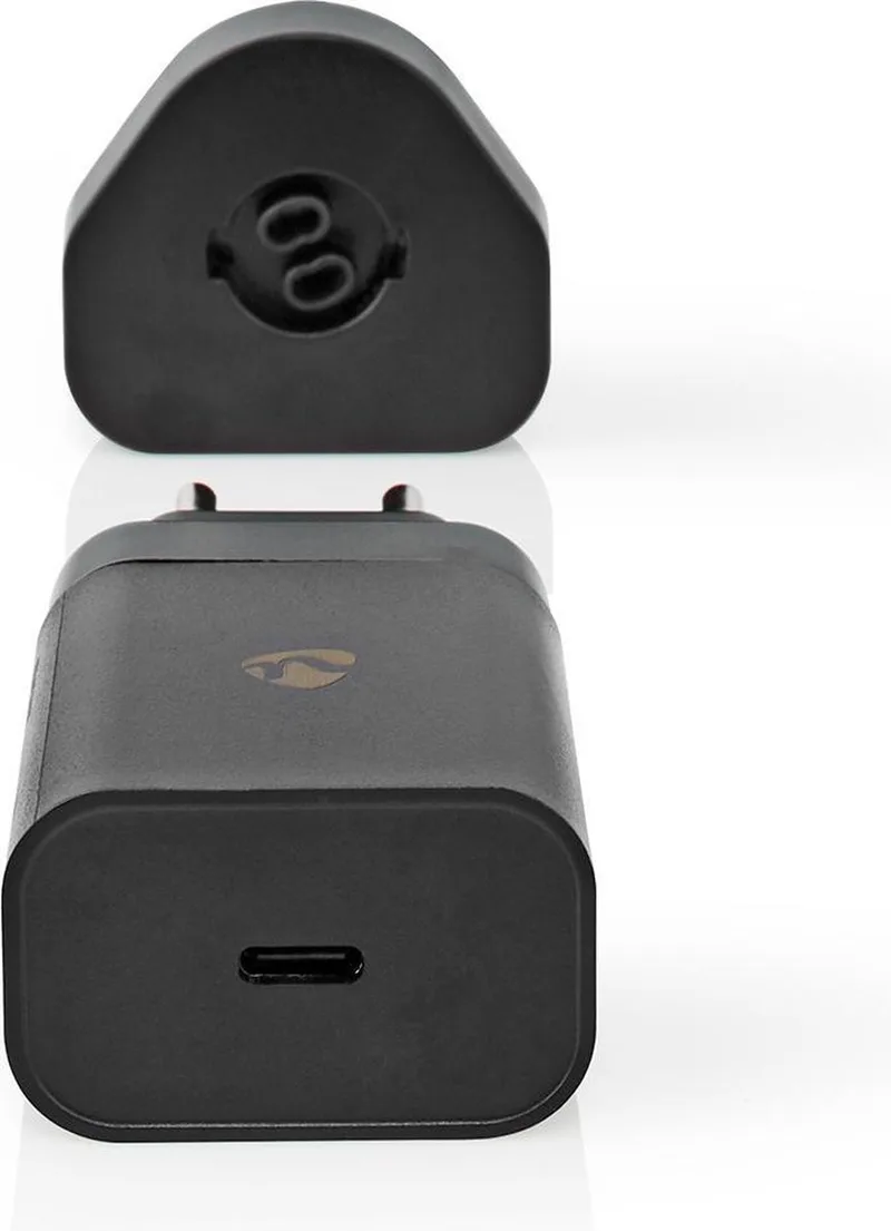Oplader - 18 W - Snellaad functie - 1.5 / 2.0 / 3.0 A - Outputs: 1 - USB-C™ - Automatische Voltage Selectie by Nedis in Black – product photo