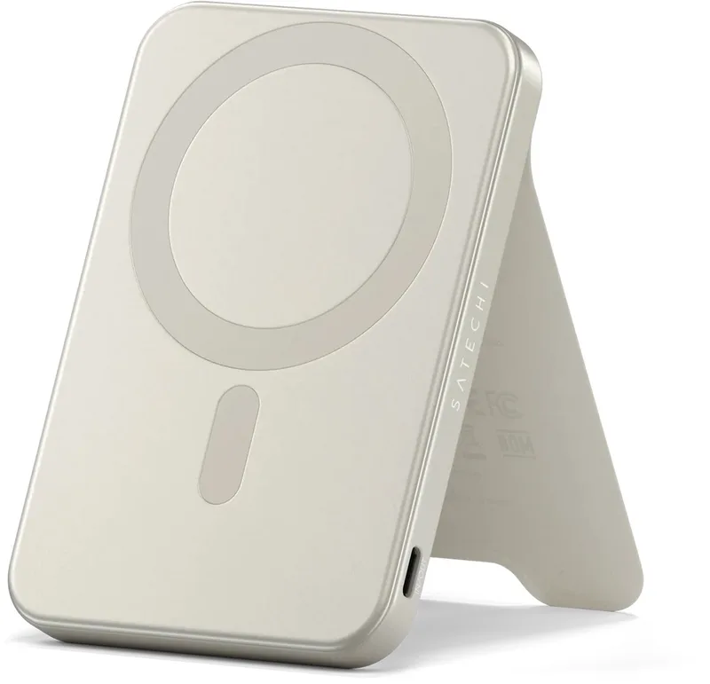 OntheGo Magnetische Qi2 Power Bank met Stand – 5.000mAh Batterijcapaciteit – 20W USB-C Oplaadvermogen – Premium Materialen voor Duurzaamheid von Satechi in Beige – Produktfoto