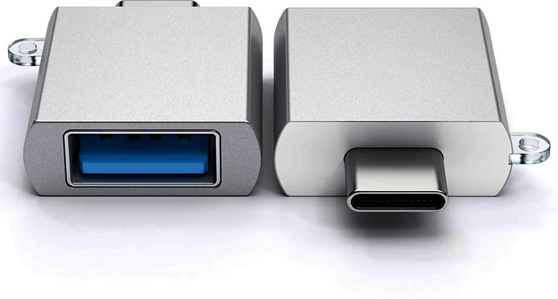 Type-C - Type A USB Adapter de Satechi en Gris – photo produit