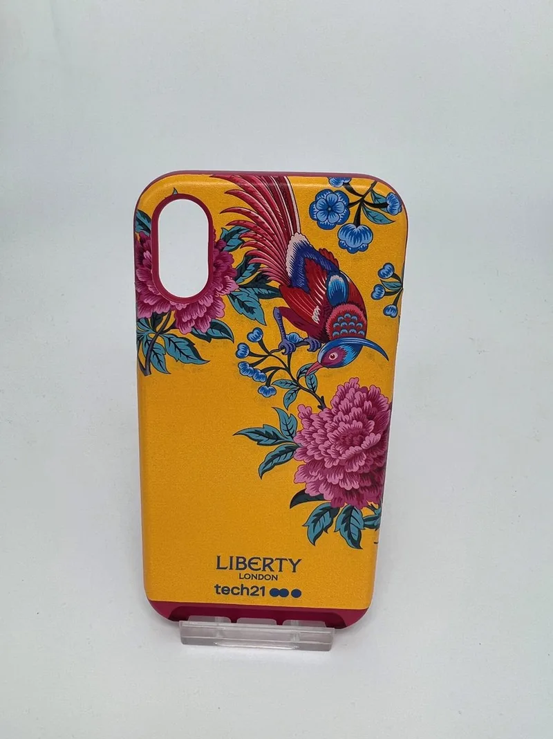 Liberty London Evoluxe Elysian Paradise Iphone xr Backcover de Tech21 en Jaune – photo produit