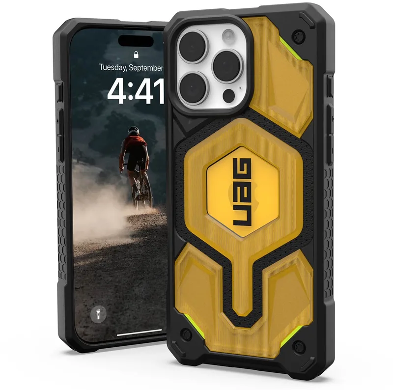 Monarch Pro Ultum Limited Edition Backcover geschikt voor Apple iPhone 16 Pro Max - Ultem by UAG in Gold – product photo