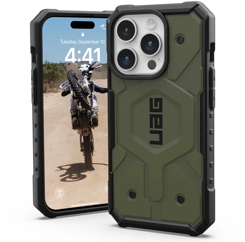 Pathfinder Hoesje geschikt voor Apple iPhone 15 Pro | Compatible met MagSafe | Olive von UAG in Grün – Produktfoto