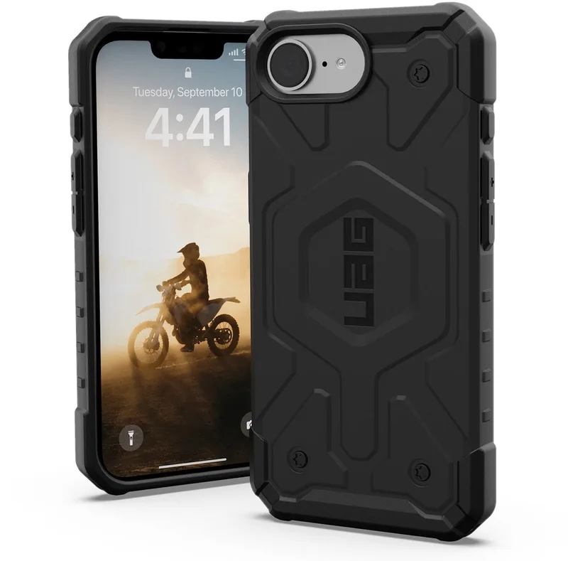 Pathfinder Mag geschikt voor iPhone 16e (2025) Hoesje - zwart | zwart by UAG in Black – product photo