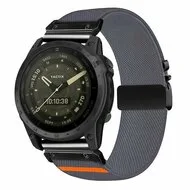 Nylon bandje met parachute sluiting - Grijs - Garmin Forerunner 745 / 935 / 945 / 955 / 965 / 970 van Watchbandjes-shop – productfoto