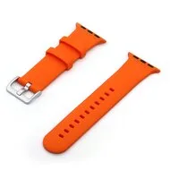 Rubberen sportbandje met gesp - Oranje - Geschikt voor Apple Watch 44mm / 45mm / 46mm / 49mm van Watchbandjes-shop – productfoto