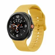 Soft siliconen band - Maat: S/M - Oker - Samsung Galaxy Watch 8 Classic - 46mm van Watchbandjes-shop – productfoto