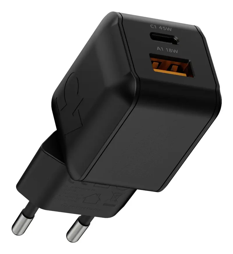 NextGen GaN3 Ultra USB-oplader 45 W USB-C Quick Charge 3.0 GaN van Xtorm in Zwart – productfoto