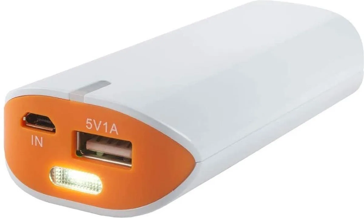Powerbank 5.200 mAh + lightning kabel + carcharger fra Xtorm i Orange – produktbillede
