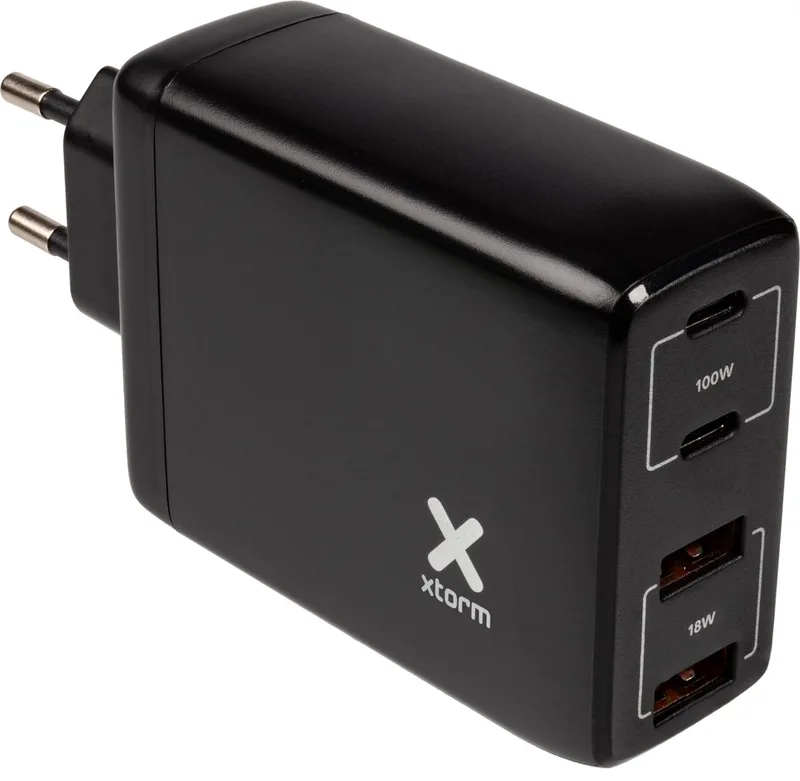 Xtorm 100W USB-C Power Delivery oplader voor laptops by Xtorm in Black – product photo