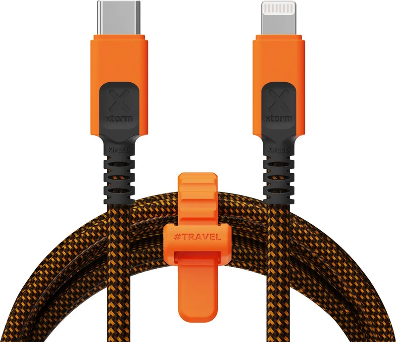 Xtreme USB-C naar Lightning Kabel - 1,5 Meter - USB-C Kabel - Extra stevige USB-C Kabels - Oplaadsnoer - Oplaadkabel geschikt voor iPhone/Apple - Zwart/Oranje von Xtorm in Schwarz – Produktfoto